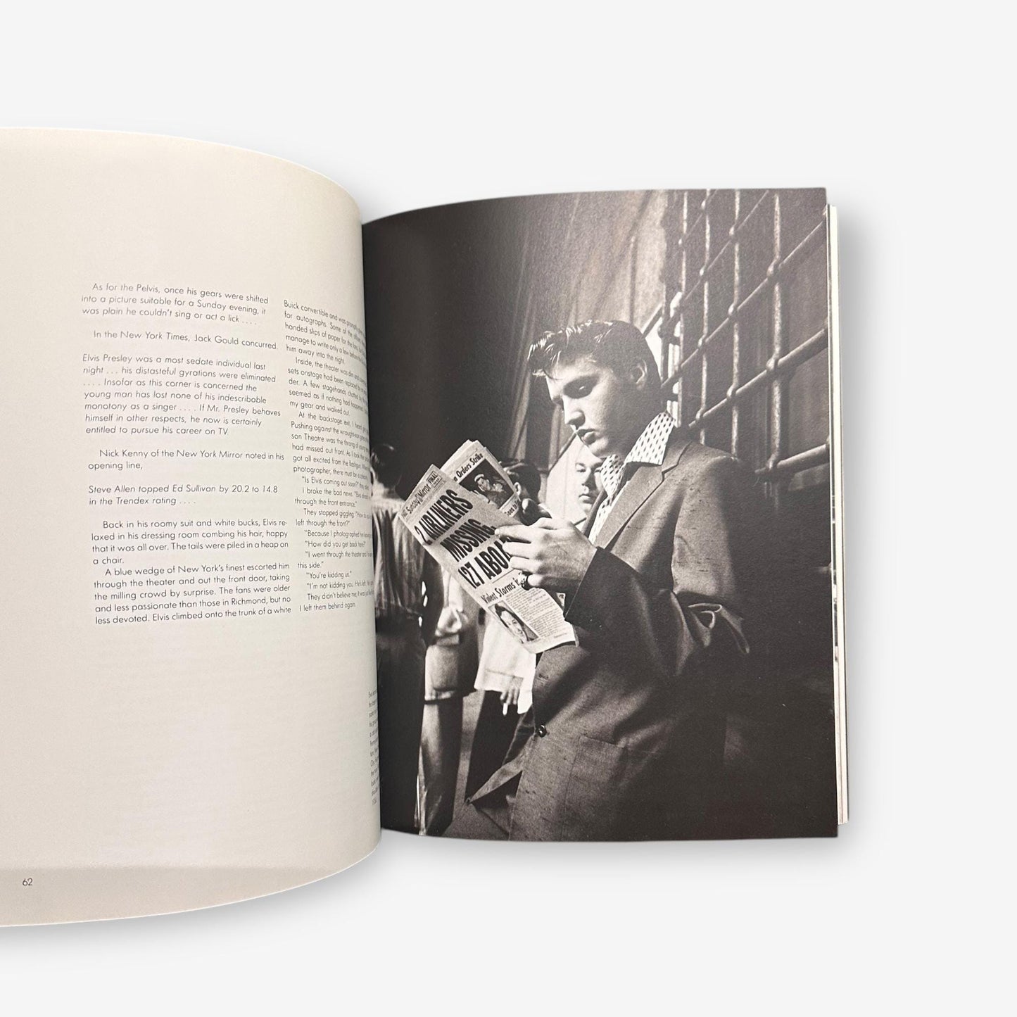 Elvis &#39;56 - In The Beginning 1994 Paperback Book (Alfred Werthheimer)