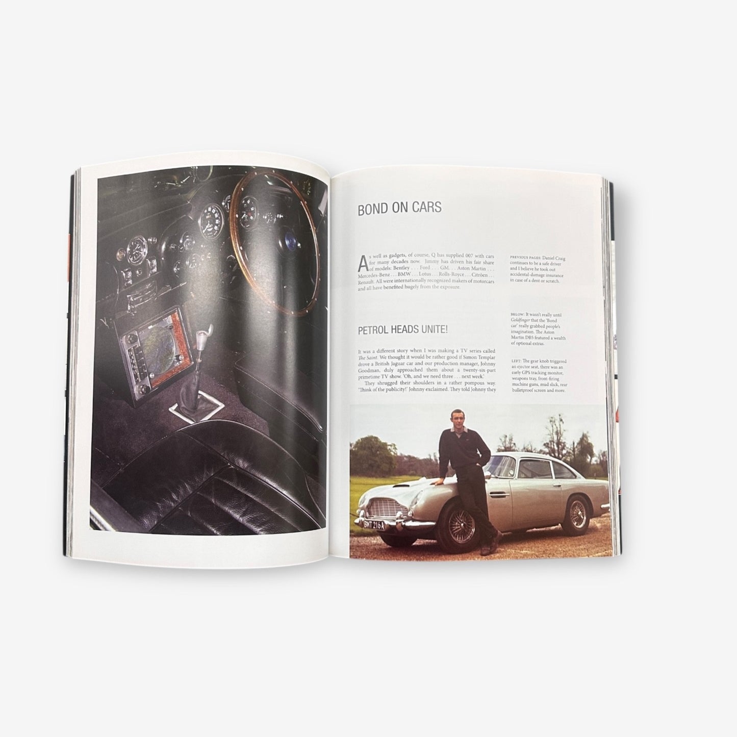 Bond On Bond - The Ultimate Book Paperback Book (Rodger Moore) 2015