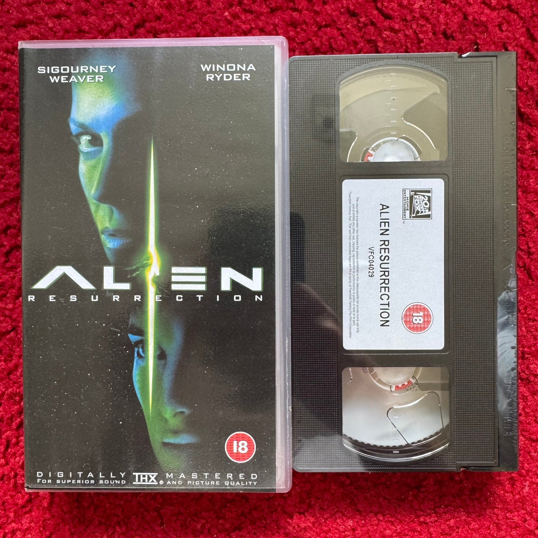 Alien: Resurrection VHS Video (1997) 0325S - NEW & SEALED