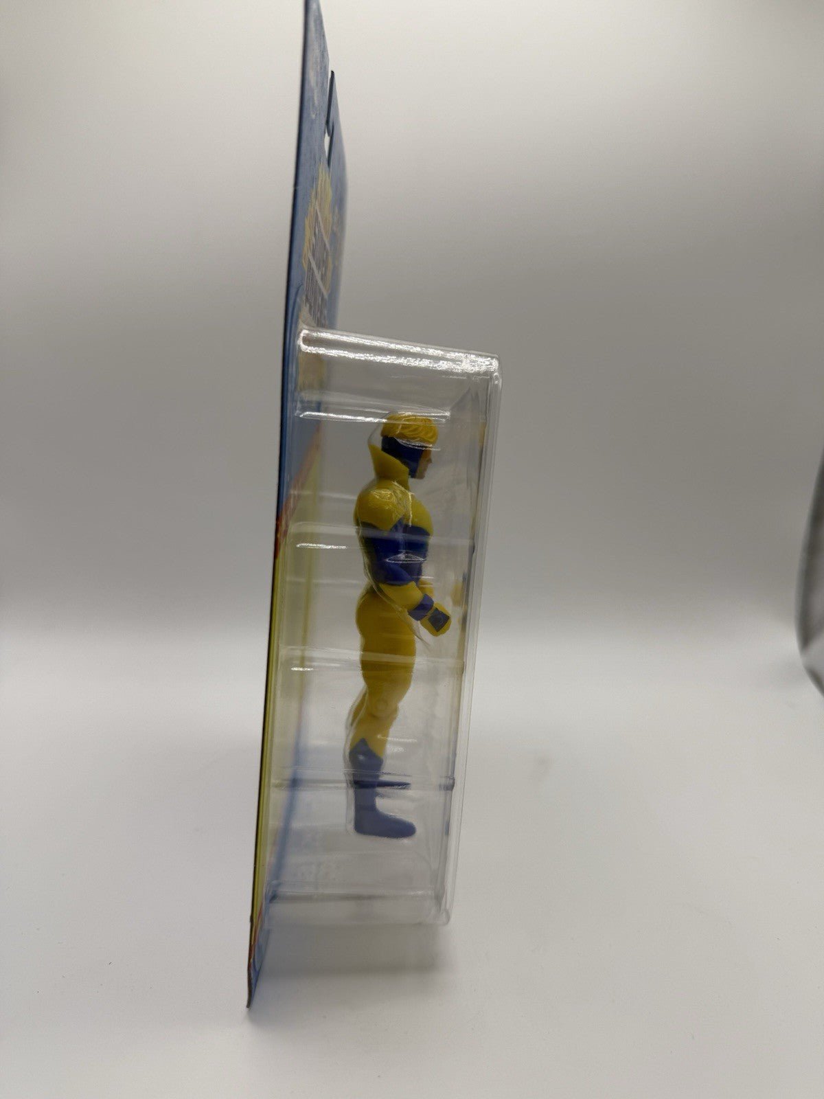 Mcfarlane Toys - Dc Super Powers Booster Gold 4.5" Action Figure