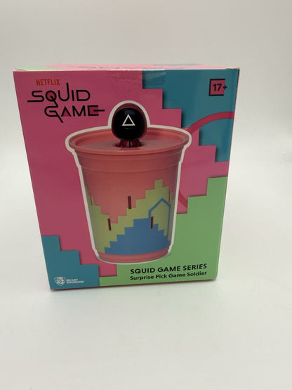 Netflix Squid Game Surprise Pick Game Soldier – Sealed – Beast Kingdom